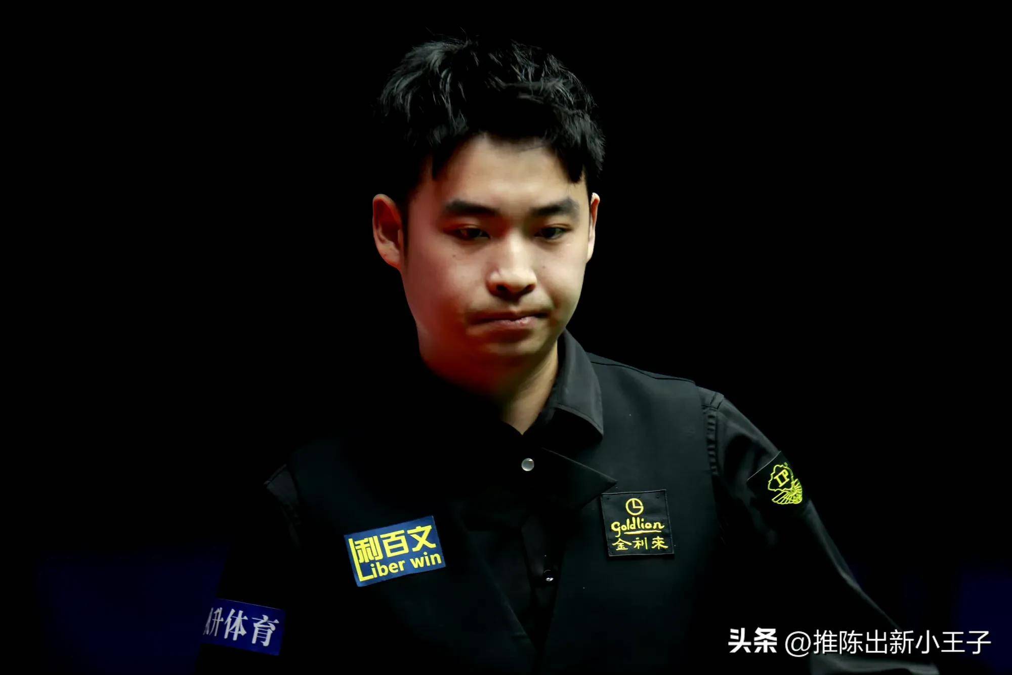 临危机时曾 临危机时曾